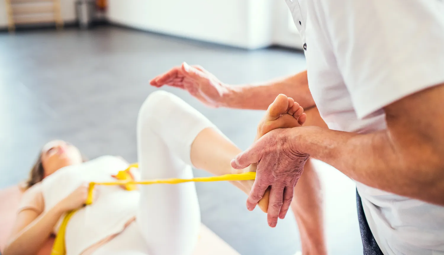 Rehabilitacja kolana – jakie zabiegi? post thumbnail image