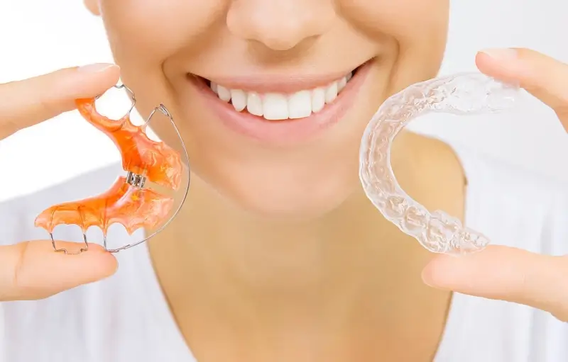 Aparat nakładkowy Invisalign