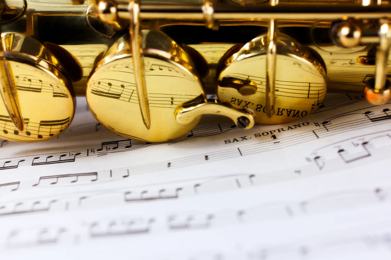 Saksofon jak dziala?